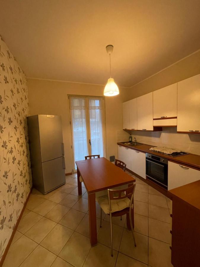 Appartamento Privato A Piacenza Con 3 Camere Matrimoniali Exterior foto
